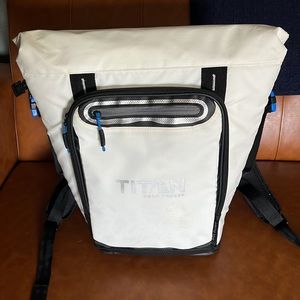 Artic Backpack Cooler